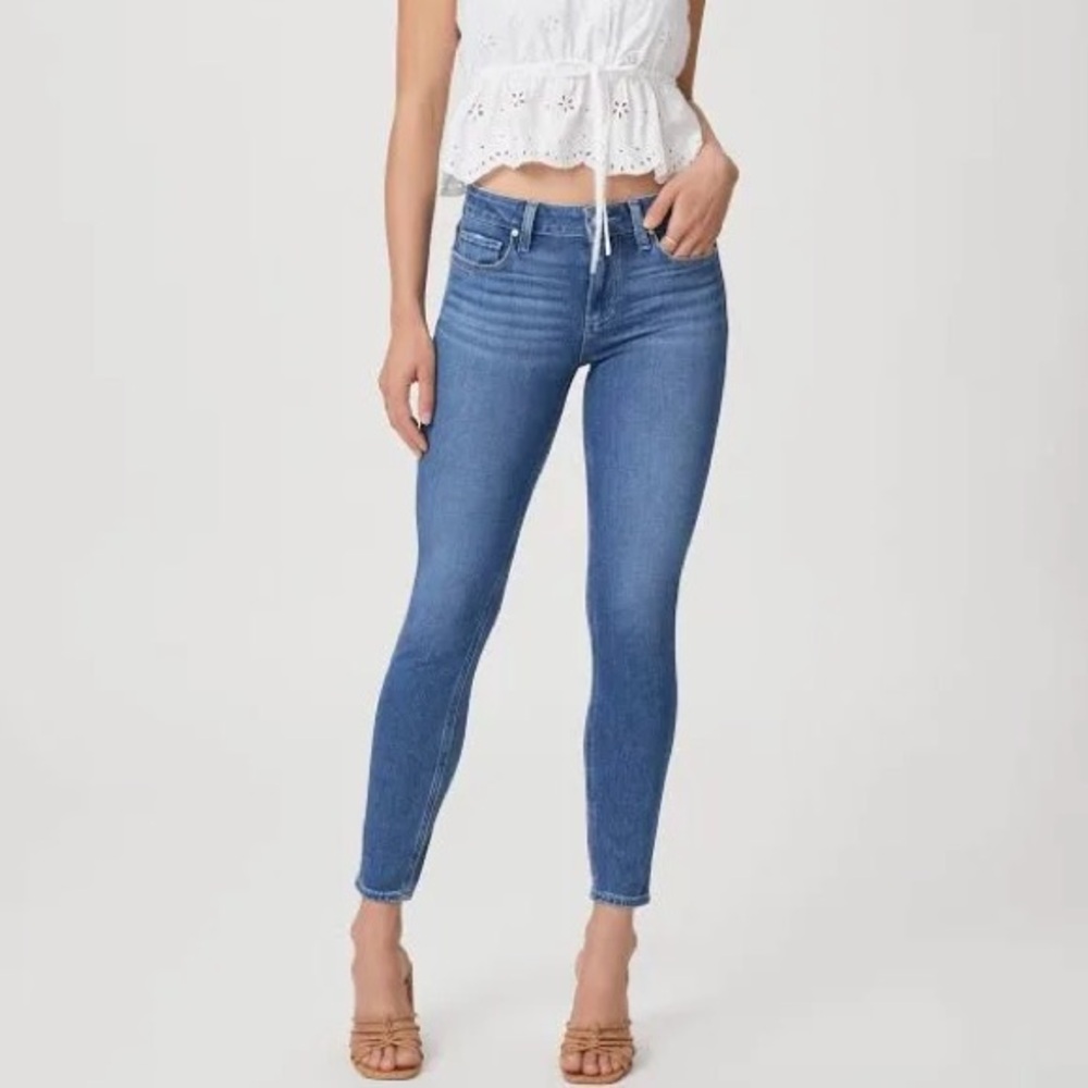 NWT Paige Verdugo Crop Skinny Jeans